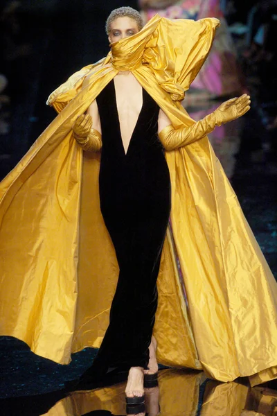 Look 31